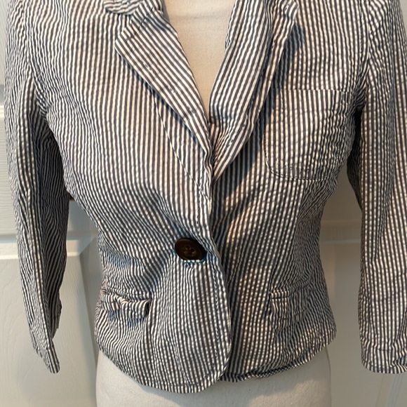 Old navy cropped blazer stripe - Picture 2 of 4
